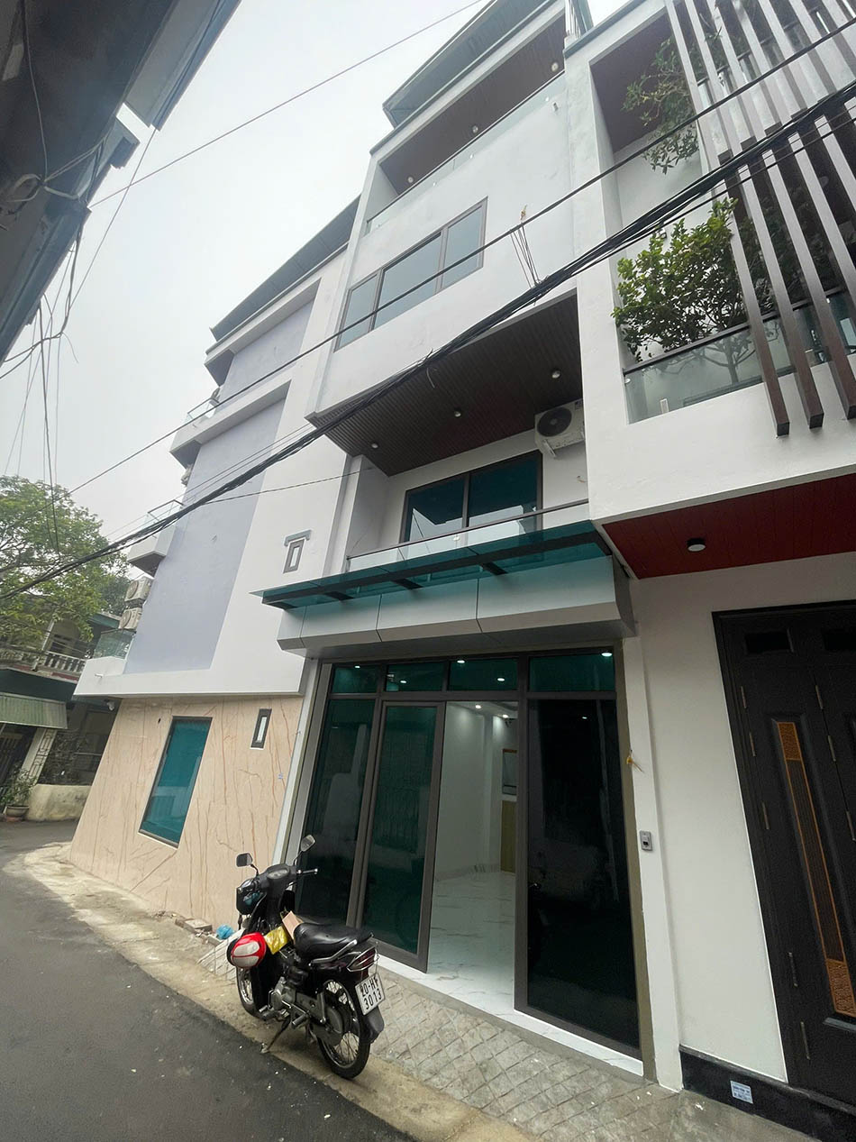 Cho Thuê Nhà Nguyên Căn 5 Phòng Ngủ, Ô Tô Vào Nhà