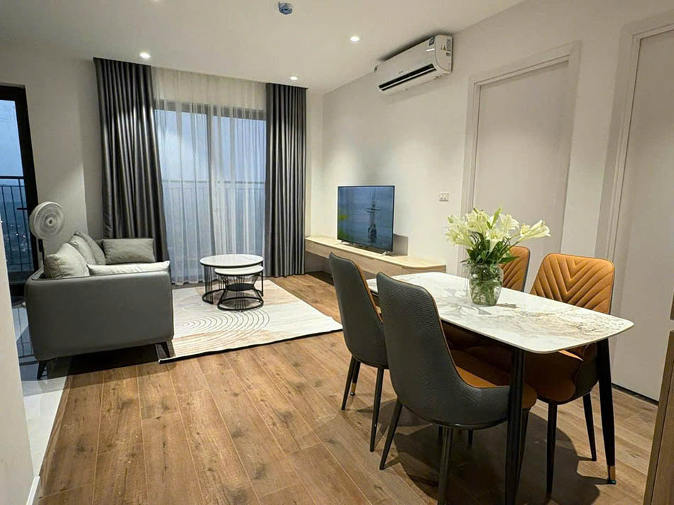 Cho thuê căn hộ chung cư Tower tầng cao CCB122